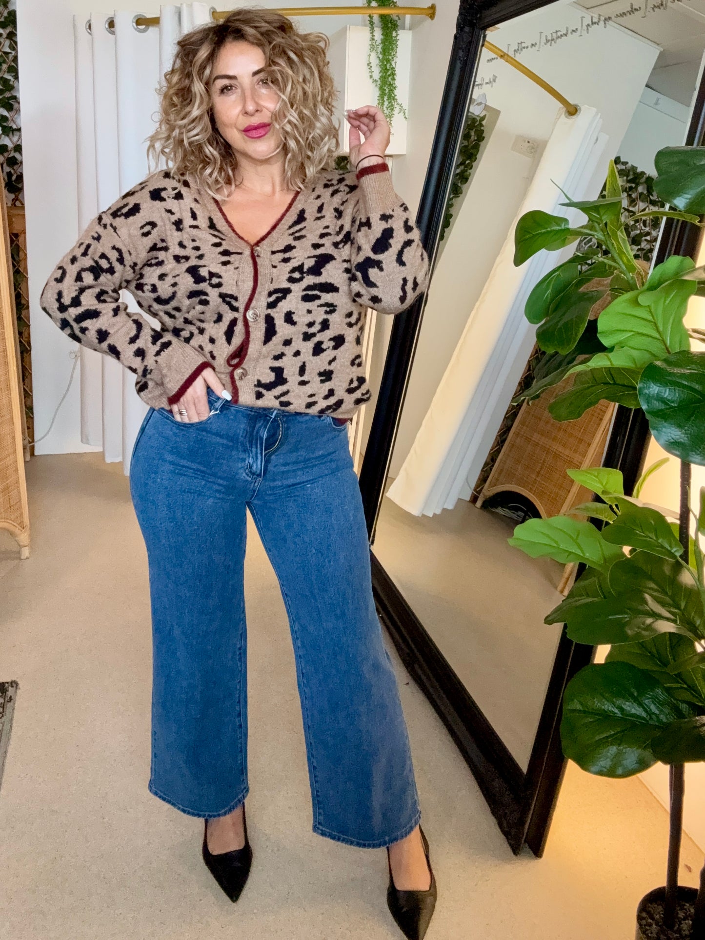 OLIVER - MID BLUE Straight Leg Denim